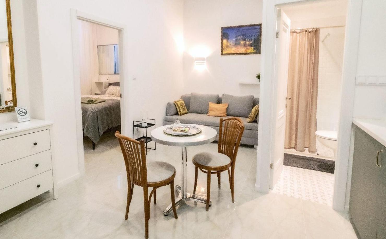 Kolibri Apartmen Boedapest Buitenkant foto