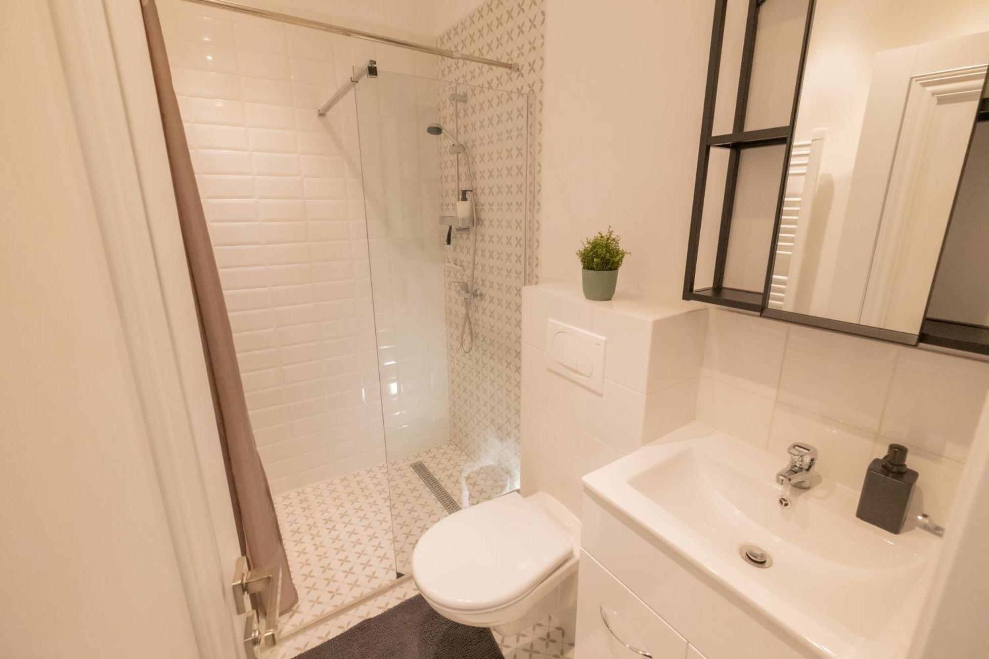 Kolibri Apartmen Boedapest Buitenkant foto