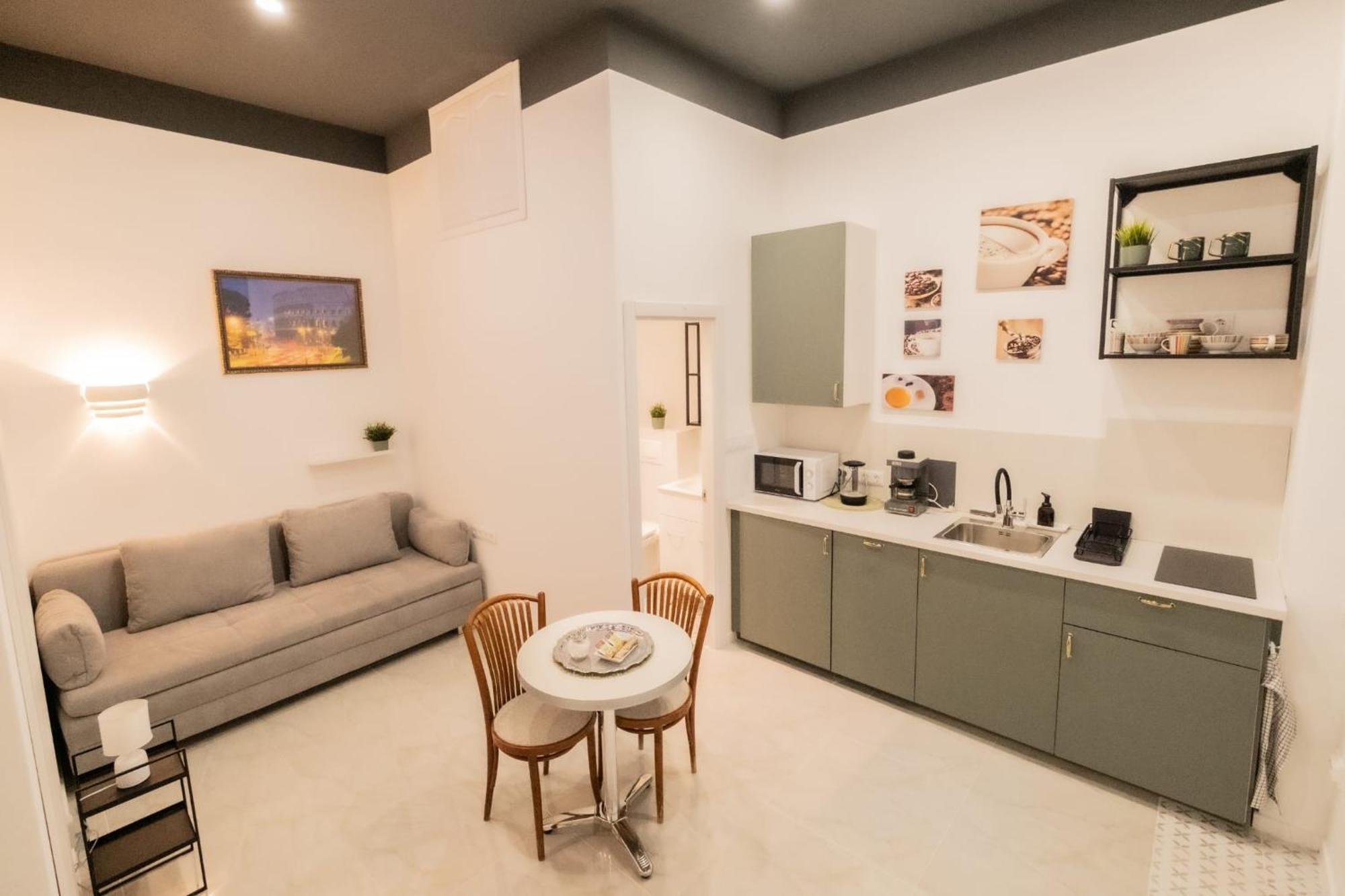 Kolibri Apartmen Boedapest Buitenkant foto